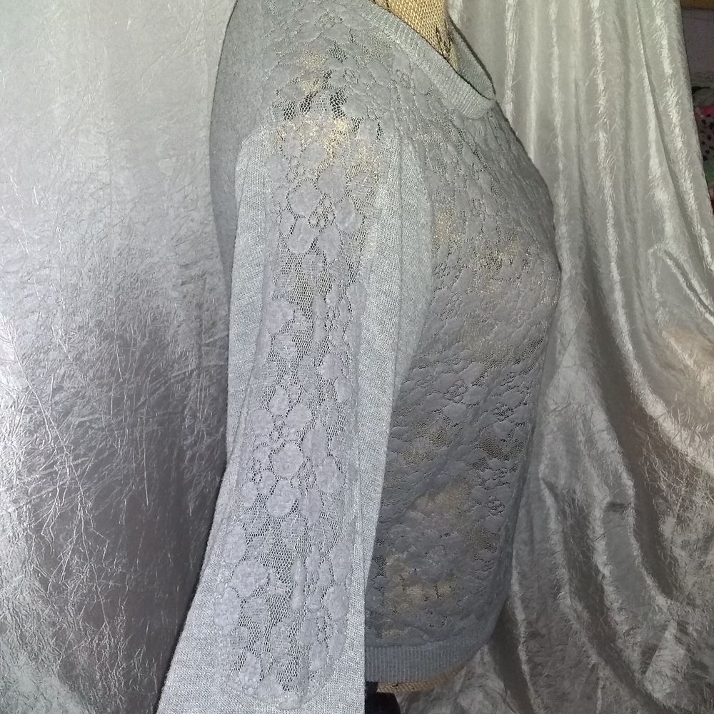 🎉Lace top - Picture 2 of 6